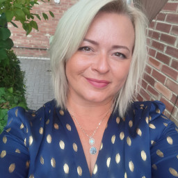 Meet The Team – Iwona – The Heart of the Office (and the Sidelines)